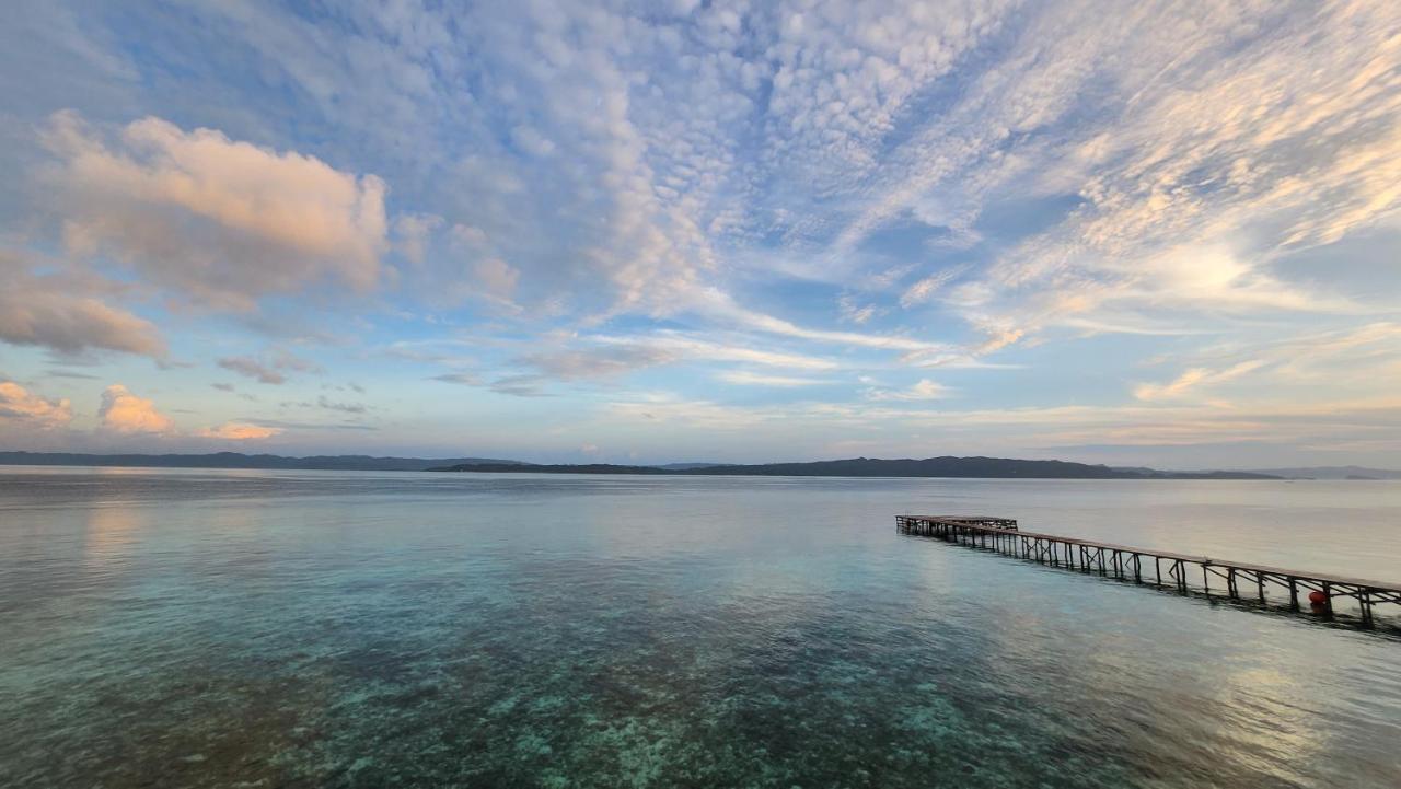 Terimakasih Homestay Pulau Mansuar Bagian luar foto